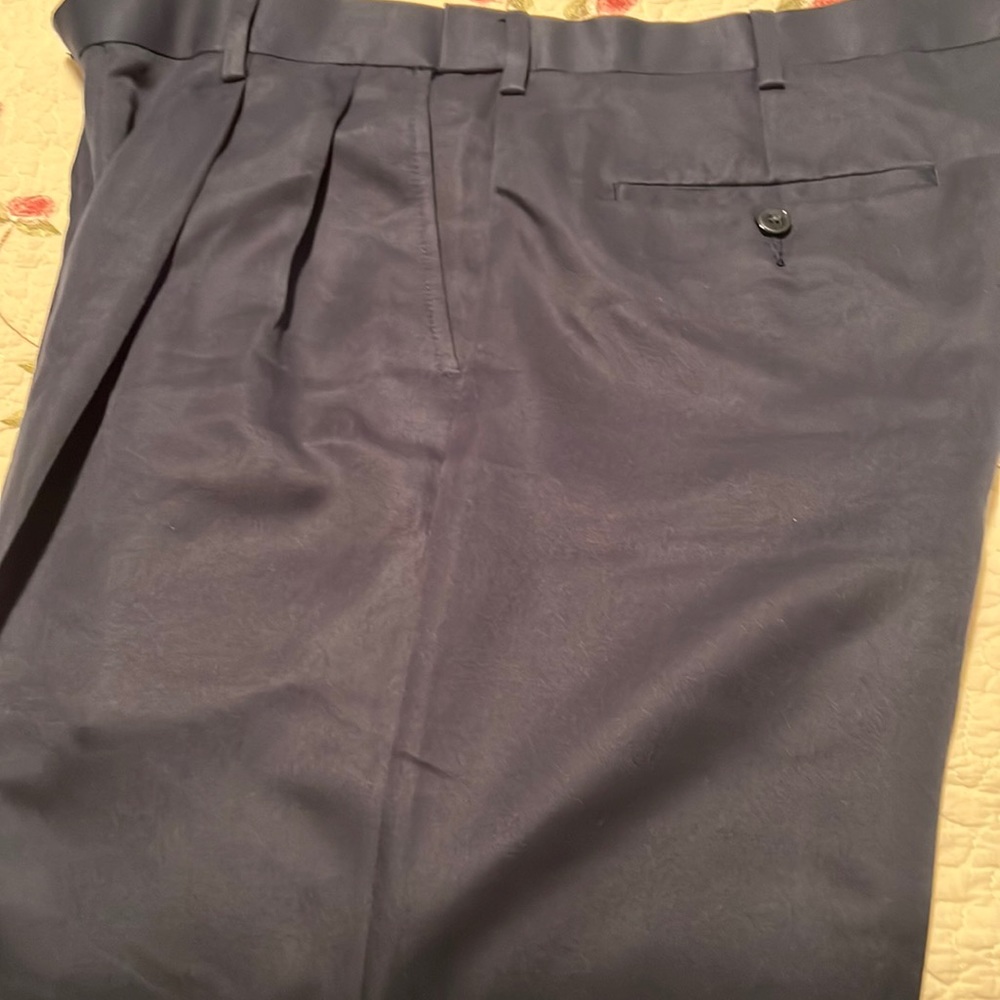 Men’s navy blue pants 36x34 pleated